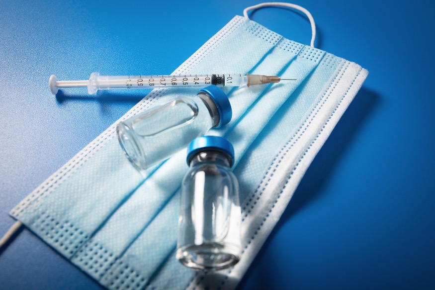 Israël confirme un vaccin moins efficace et envisage une troisième dose